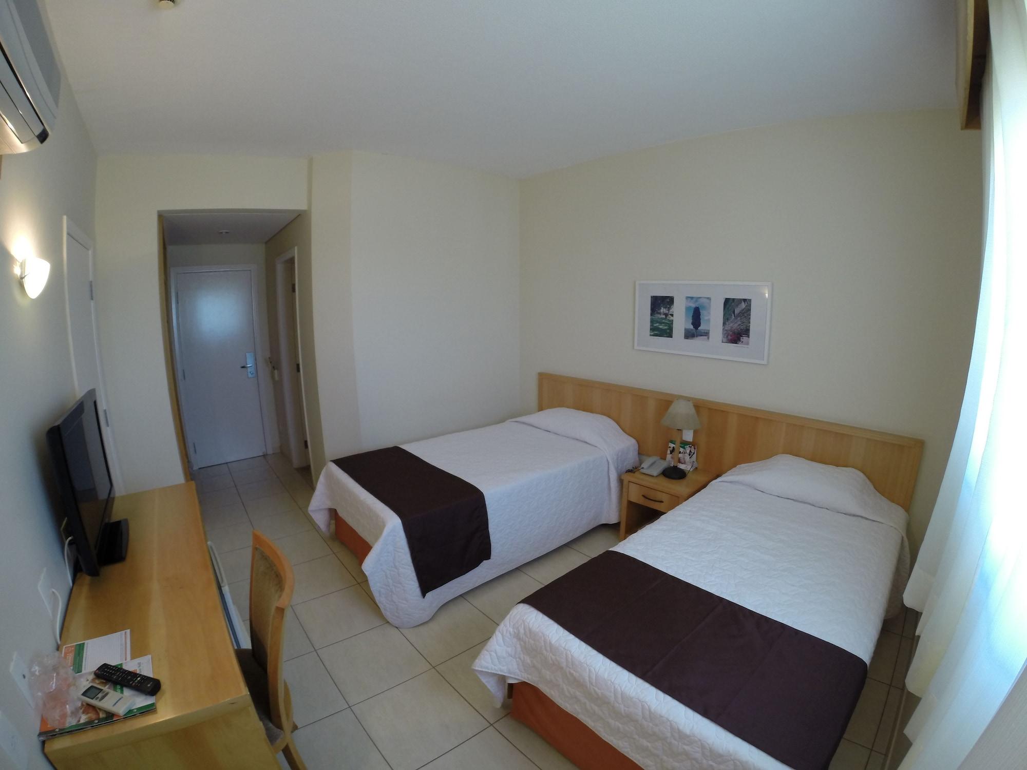 Harbor Self Graciosa Hotel กวาโตรบาร์ฮัส ภายนอก รูปภาพ