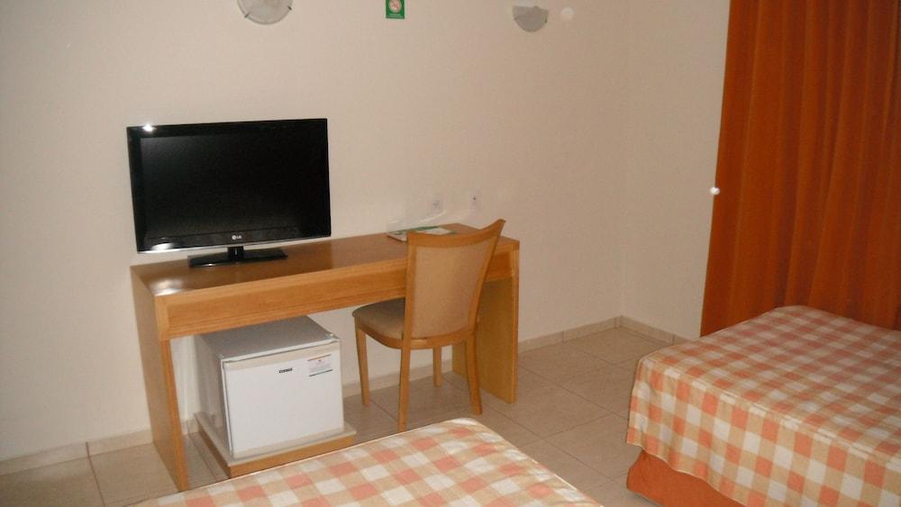 Harbor Self Graciosa Hotel กวาโตรบาร์ฮัส ภายนอก รูปภาพ