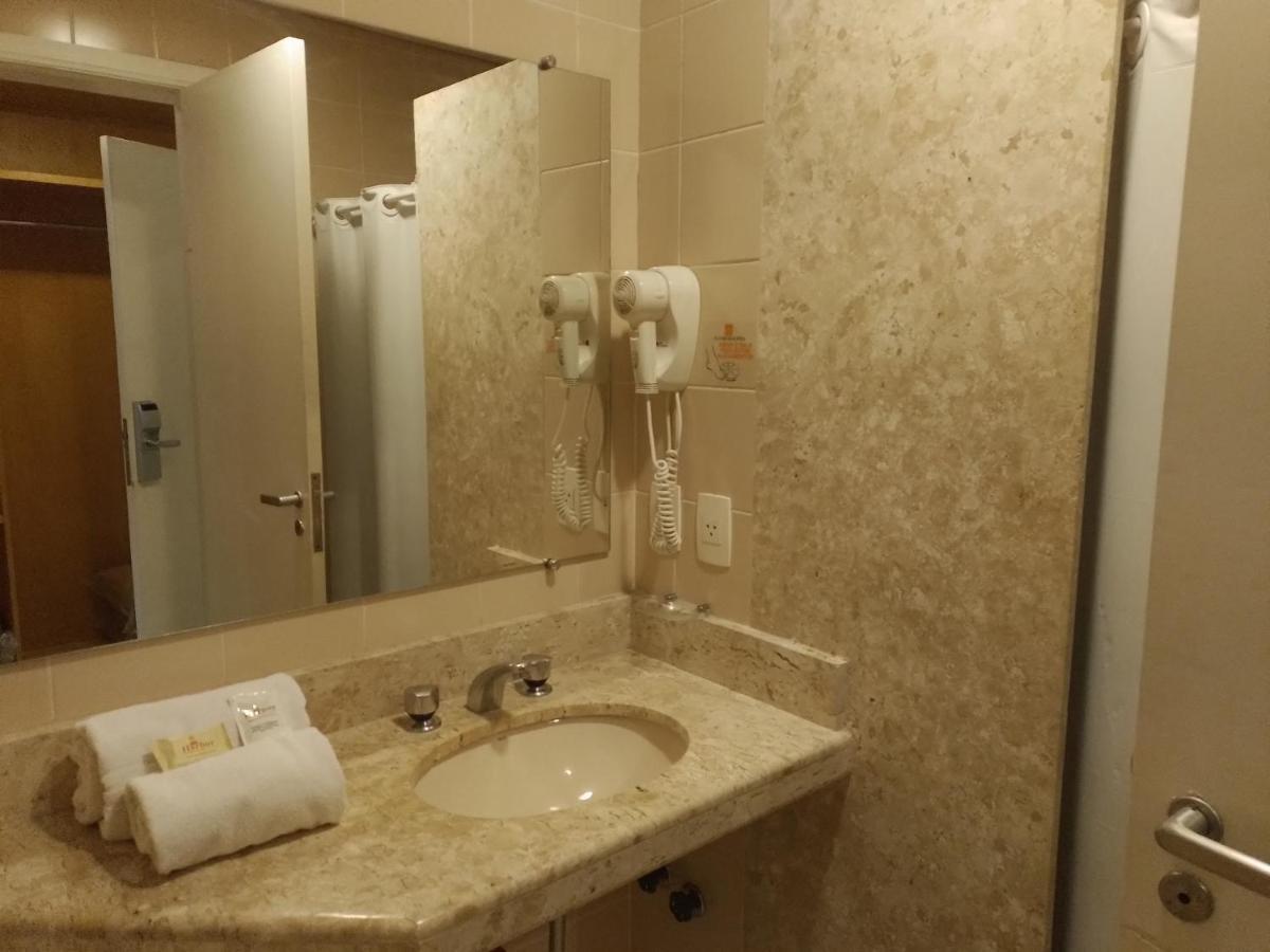 Harbor Self Graciosa Hotel กวาโตรบาร์ฮัส ภายนอก รูปภาพ