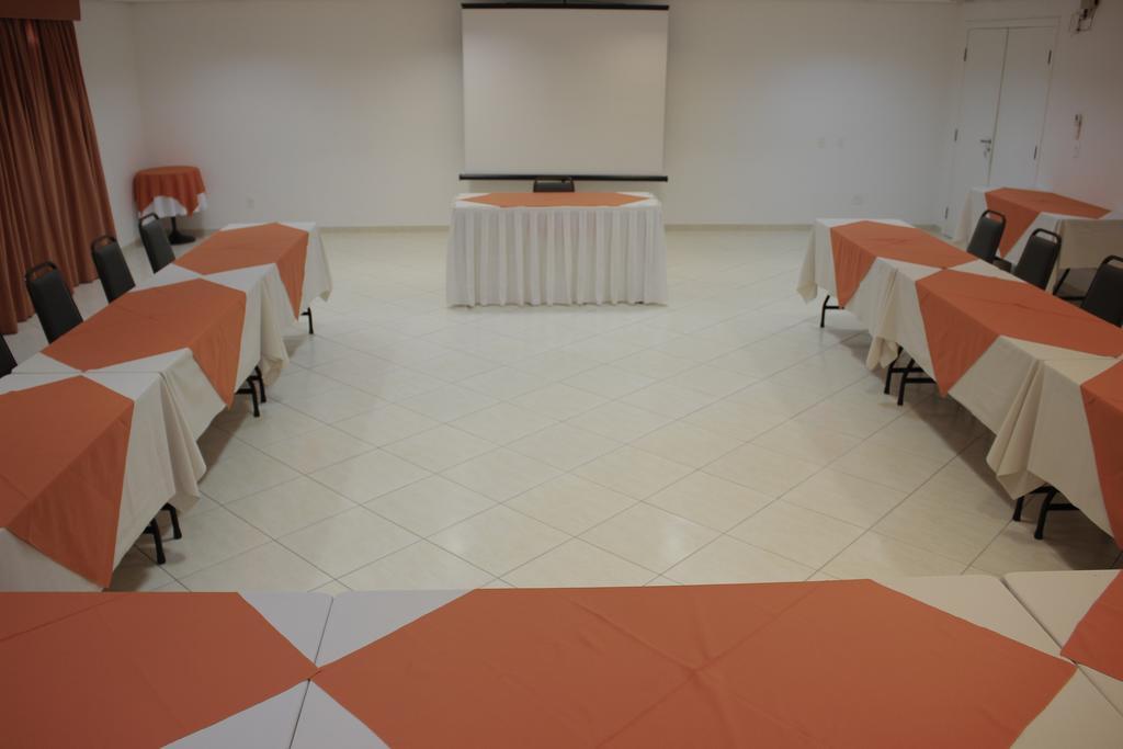 Harbor Self Graciosa Hotel กวาโตรบาร์ฮัส ภายนอก รูปภาพ
