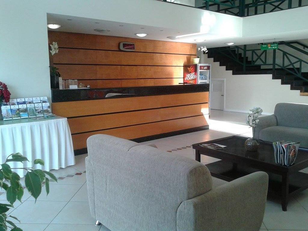 Harbor Self Graciosa Hotel กวาโตรบาร์ฮัส ภายนอก รูปภาพ